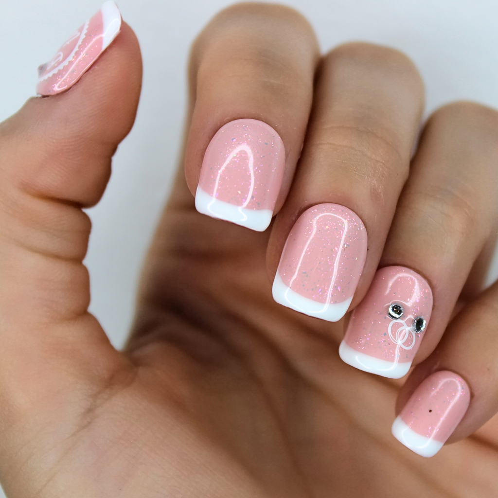 PollyTips - Bride To Be Nails 3