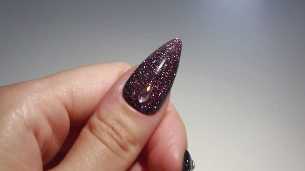 PollyTips - Storm Chaser Nails Video